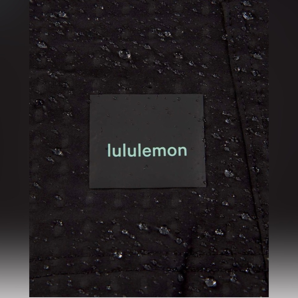 NWOT NEW Lululemon Water-Repellent Fleece Hiking Jacket Black - Picture 3 of 12